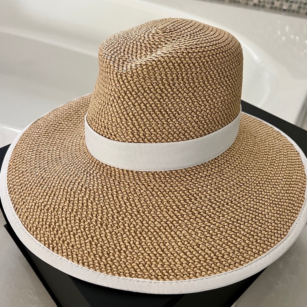 Eric Javits suncrest hat in peanut white